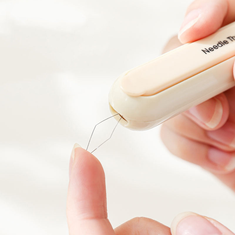 ✂️ 2-in-1 Threading & Seam Ripper Tool | Christmas SALE 50% OFF | Precision Sewing Aid for Quick Repair | Perfect Gift for Tailors & Craft Lovers 🎄✨
