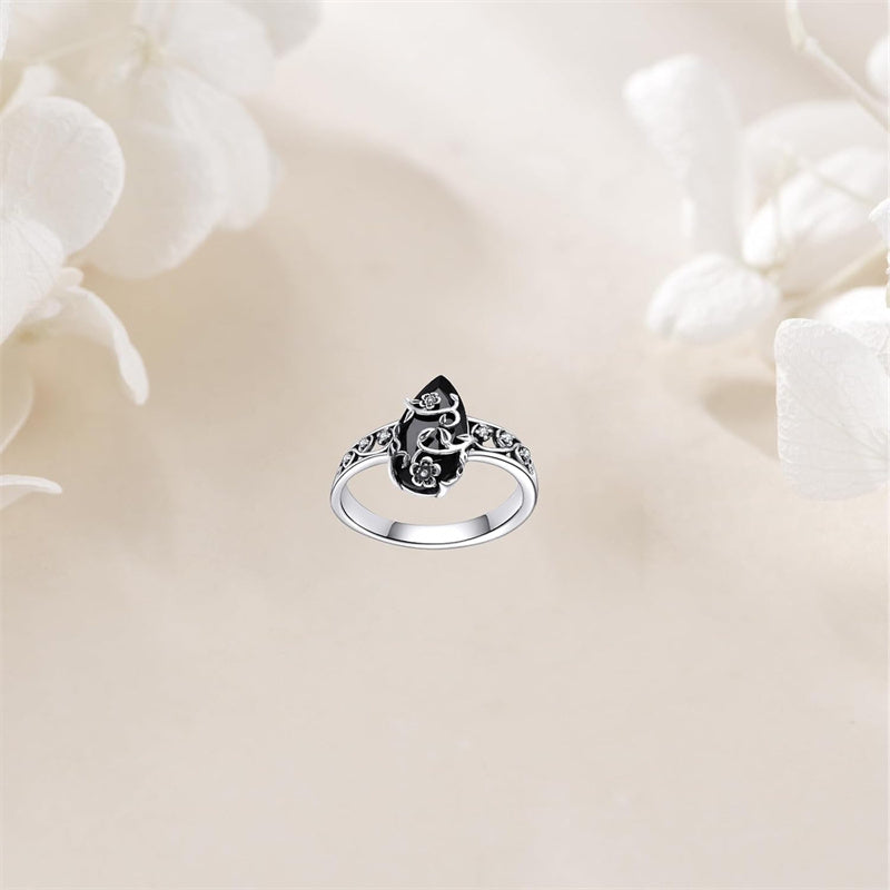 💍50% OFF NOW! 🌿 Vintage Floral Vine Ring – Black Teardrop Gem, Sparkling Accents & Openwork Band ✨