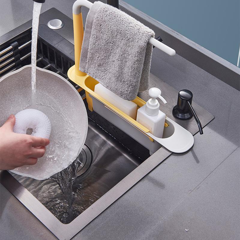 This telescopic rack turns it into organized storage — no drill, no tools, no measuring. 😌